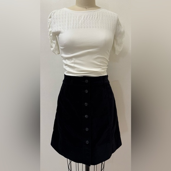 Kate Spade BROOME STREET VELOUR Black Button-Up mini Skirt Size 4. - Picture 3 of 17